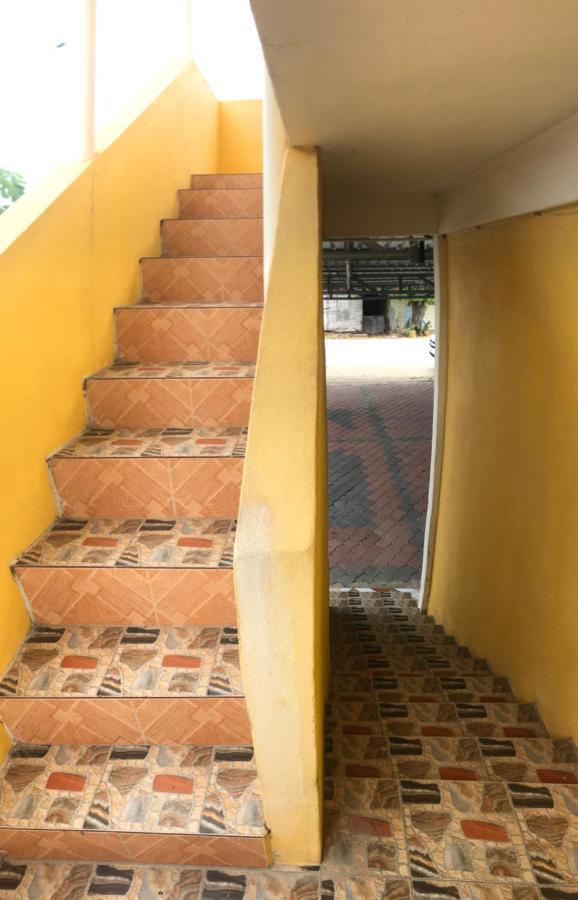 Rumah Hentian Ayah Kampung Kuala Besut Ngoại thất bức ảnh