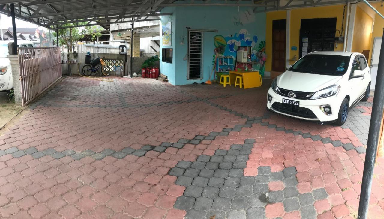 Rumah Hentian Ayah Kampung Kuala Besut Ngoại thất bức ảnh
