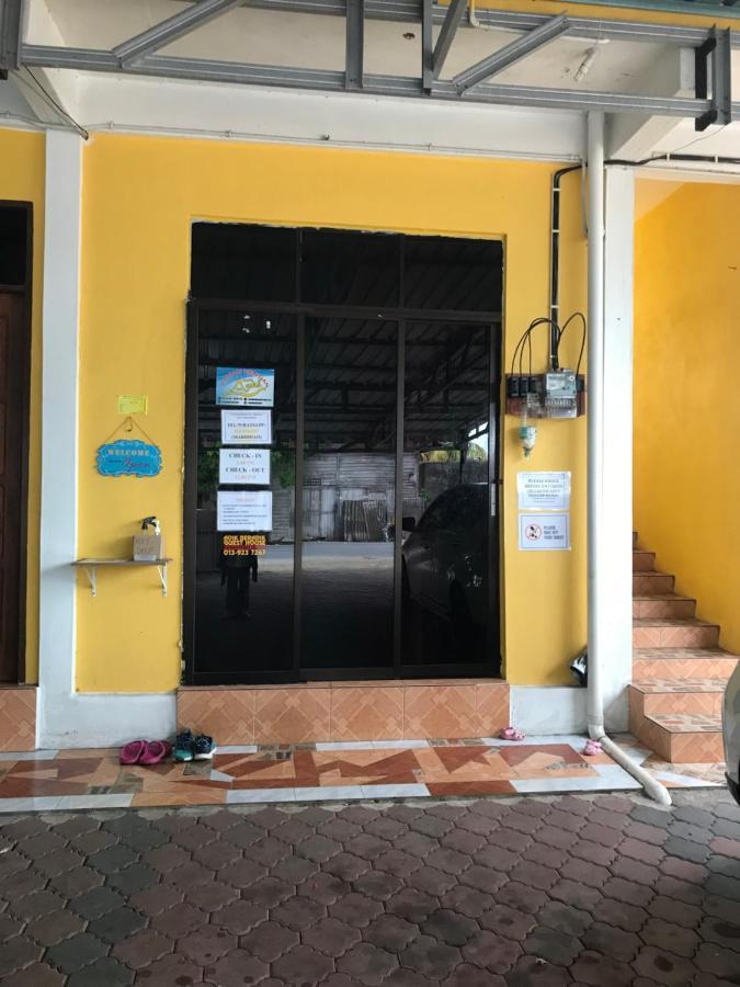 Rumah Hentian Ayah Kampung Kuala Besut Ngoại thất bức ảnh