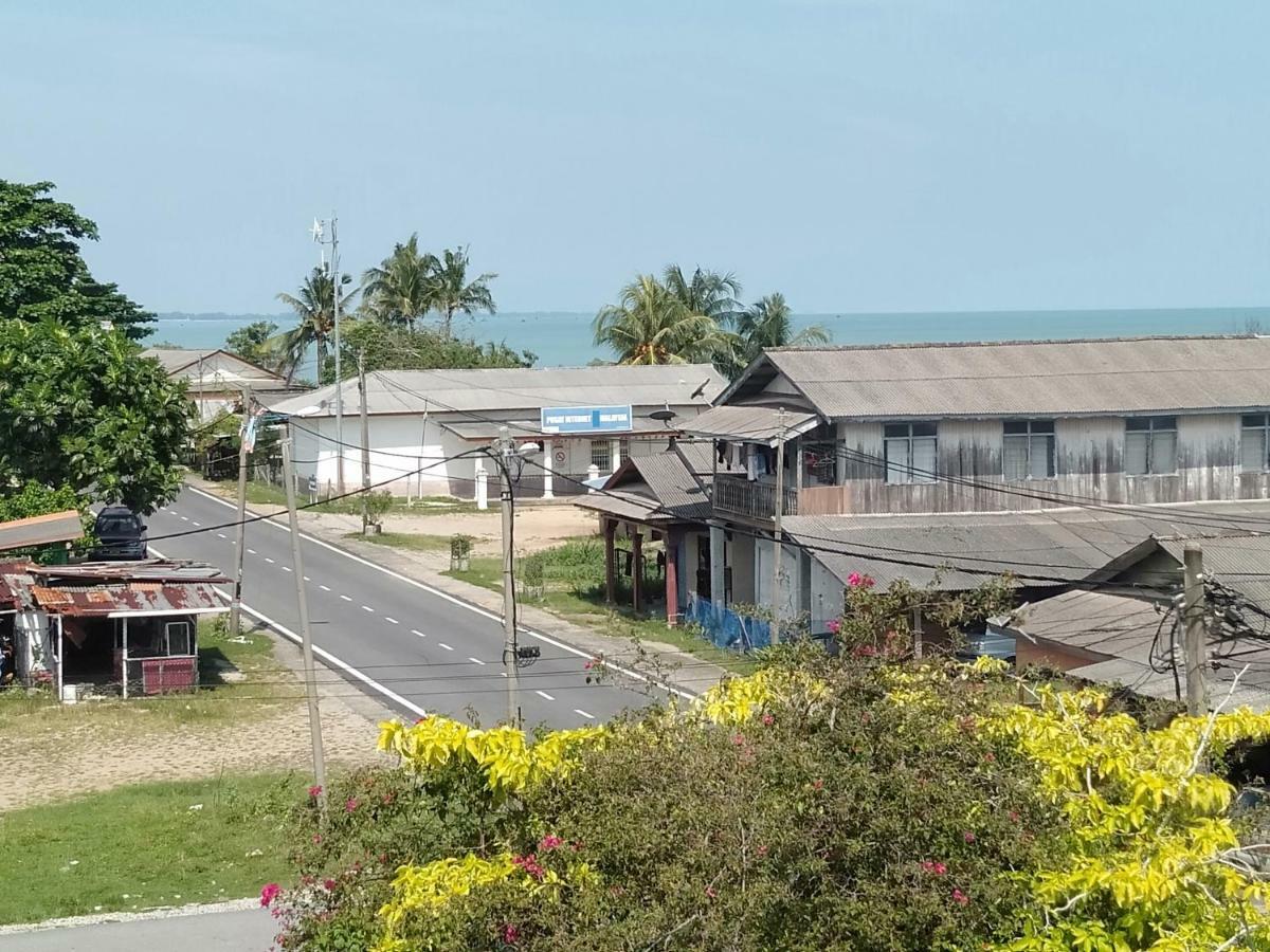 Rumah Hentian Ayah Kampung Kuala Besut Ngoại thất bức ảnh